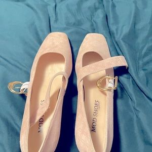 Vintage 60s Pink Pumps